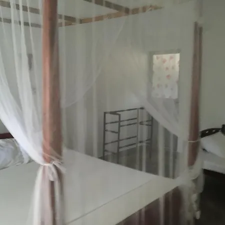Unawatuna Backpacker Lodge Room photo