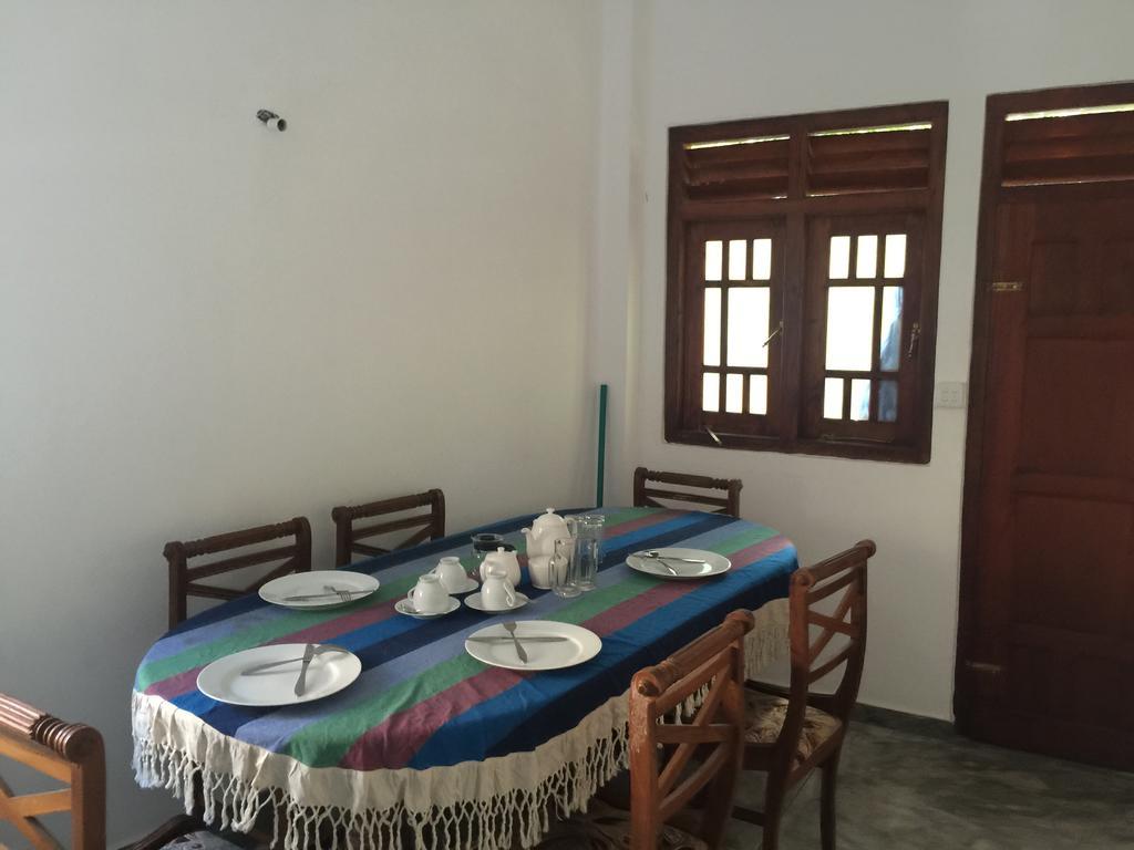 Backpacker Lodge *