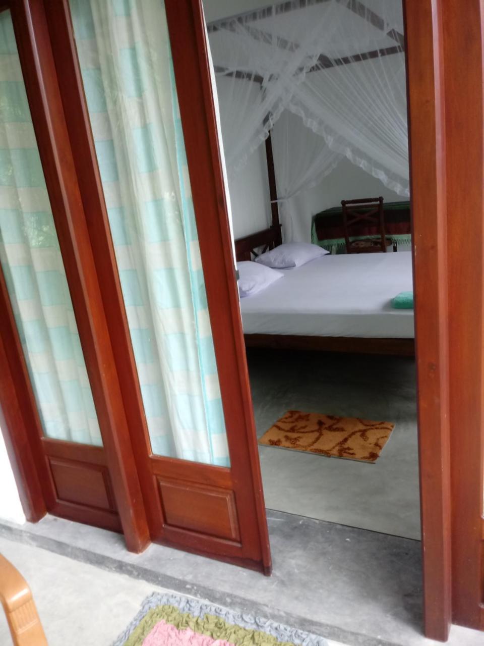 Backpacker Lodge